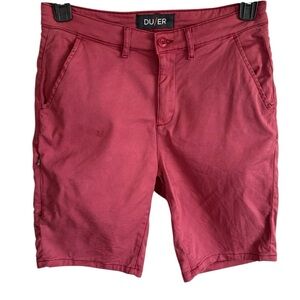 DuER Men's Red Ultralight weight Super Stretch Casual 8” Shorts, size 30